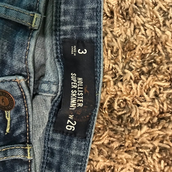 Hollister Super Skinny Ripped Jeans - Picture 2 of 2